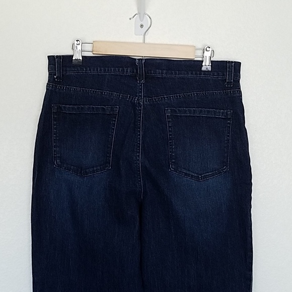 Gloria Vanderbilt Amanda Jeans - Picture 2 of 2